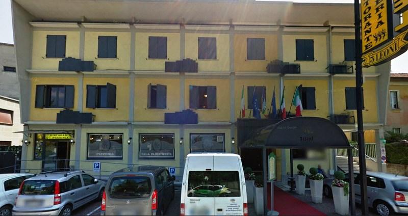 Hotel Ristorante Tre Leoni Somma Lombardo Exterior foto